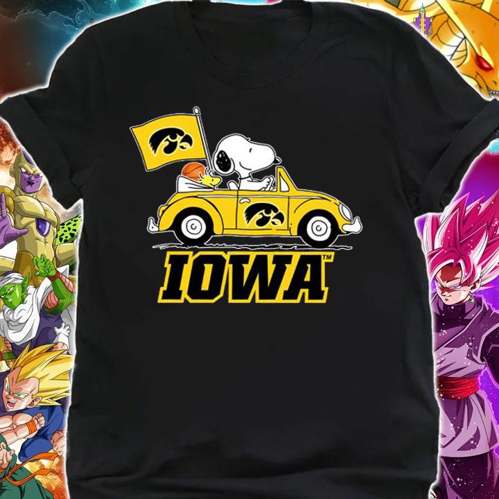 Iowa Hawkeyes Snoopy Woodstock Driving Car t-shirt shirt