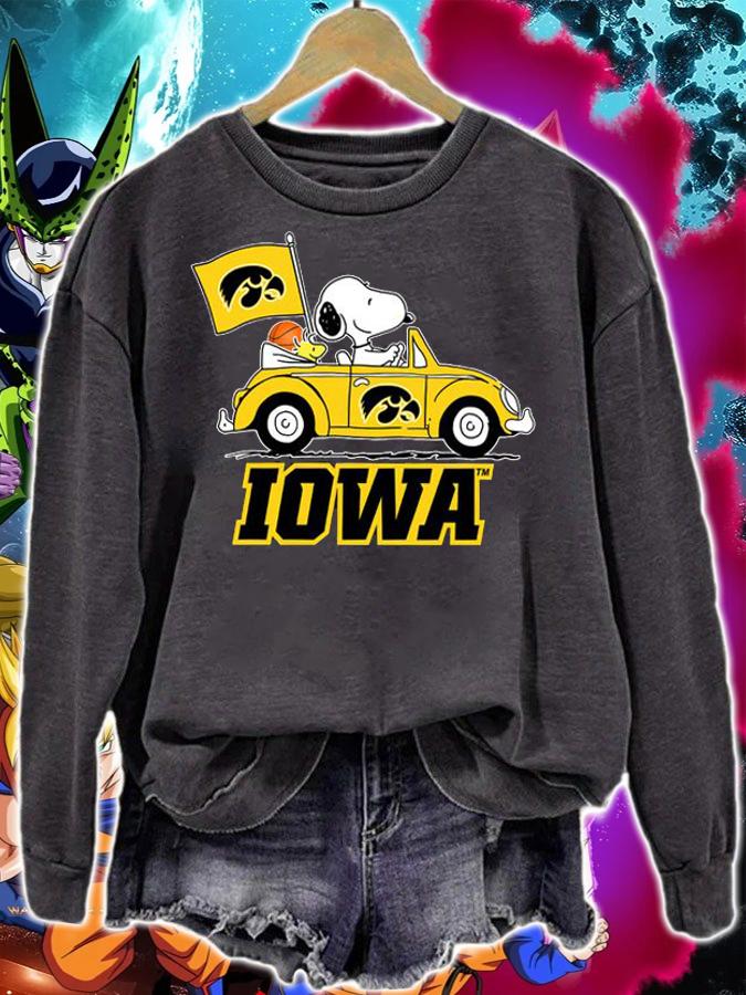 Iowa Hawkeyes Snoopy Woodstock Driving Car t-shirt sweatshirt
