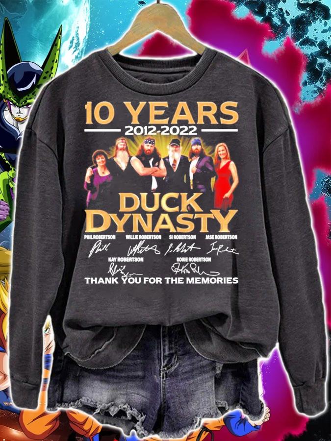 10 years 2012 2022 Duck Dynasty signatures t-shirt sweatshirt