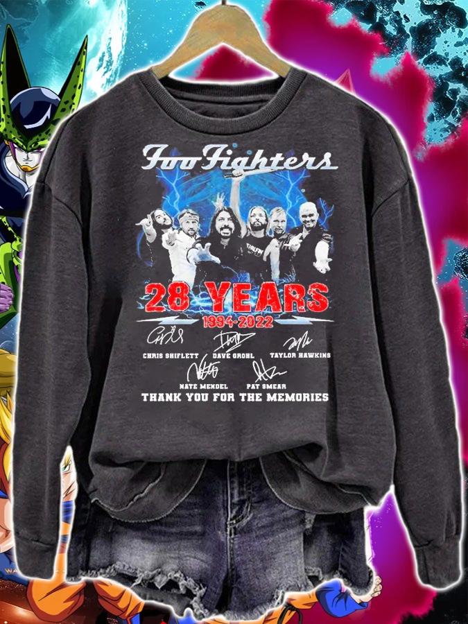 Foo Fighters 28 Years 1994 2022 Thank You For The Memories Signatures T-Shirt sweatshirt