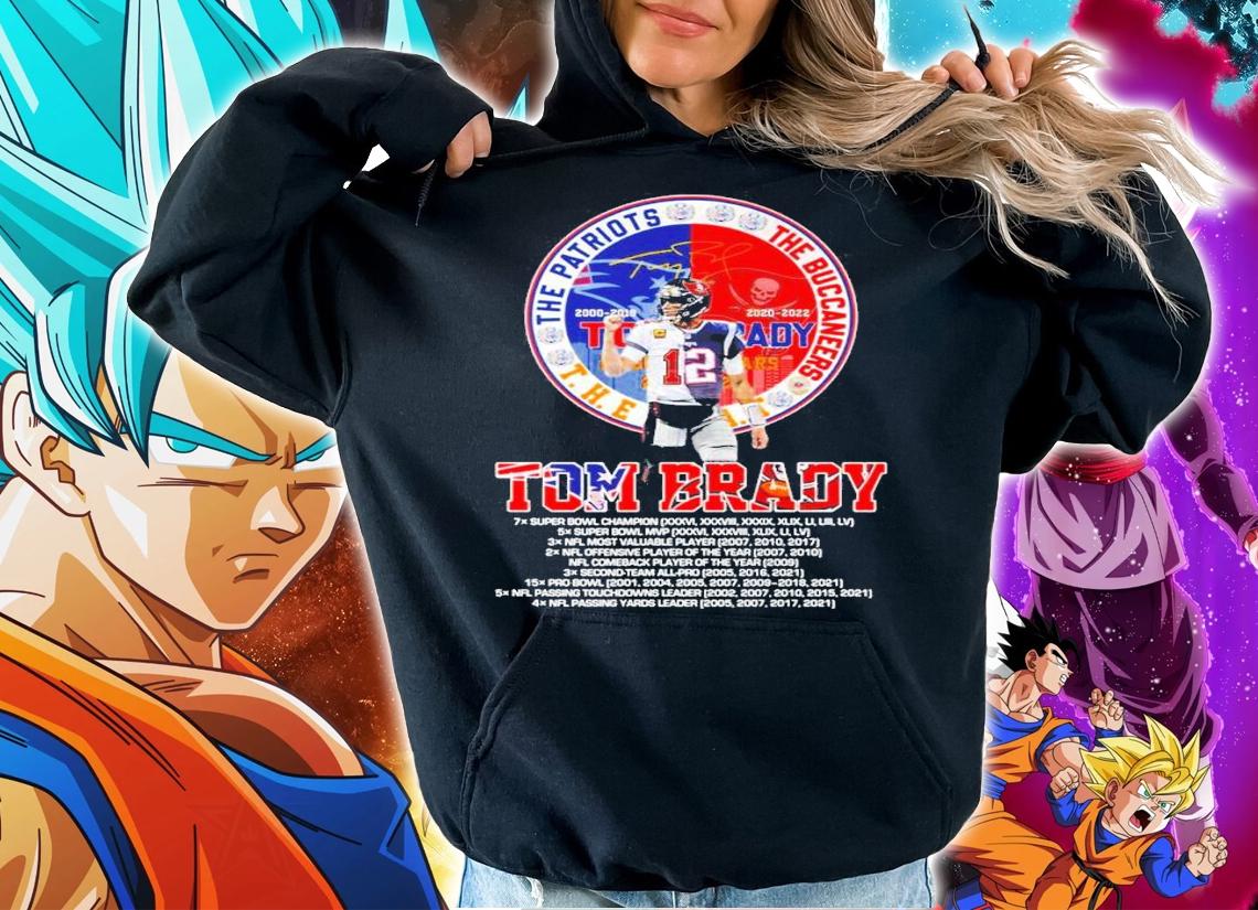 The Patriots The Buccaneers THE GOAT Tom Brady Signatures Shirt hoodie