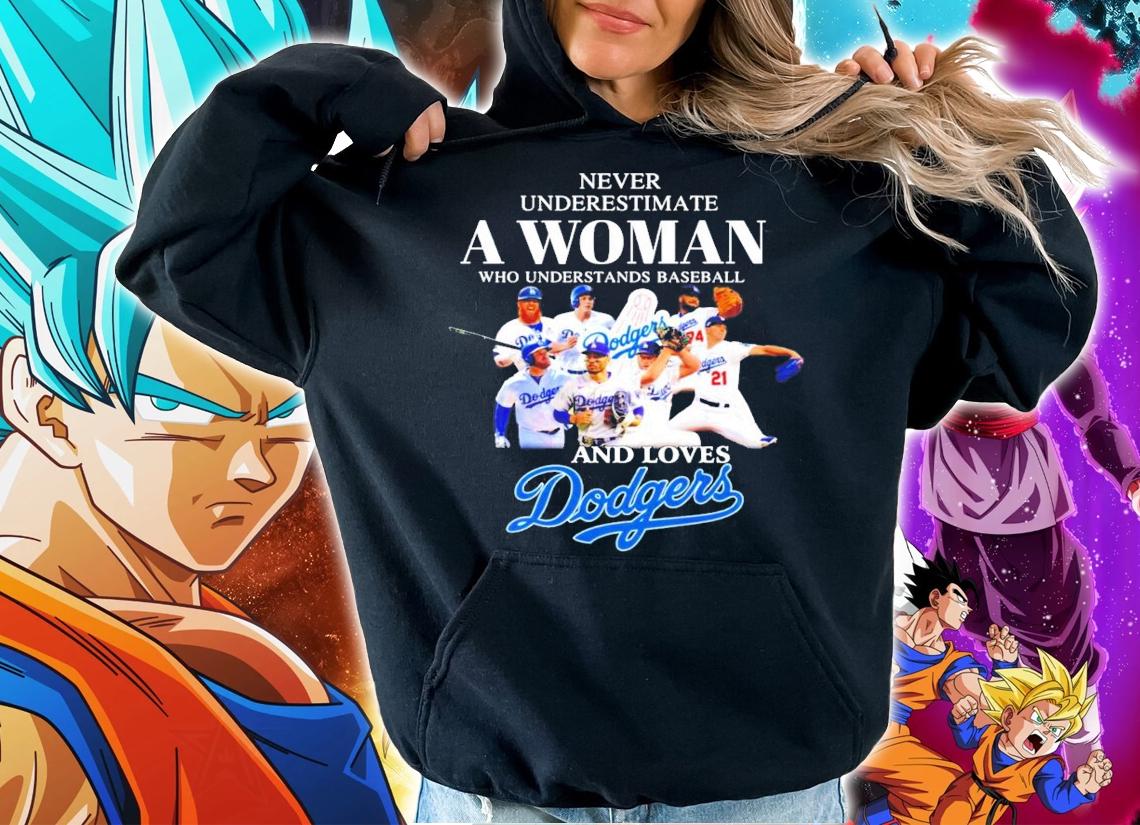 Never underestimate a woman who understands basketball and loves Doggers shirt hoodie