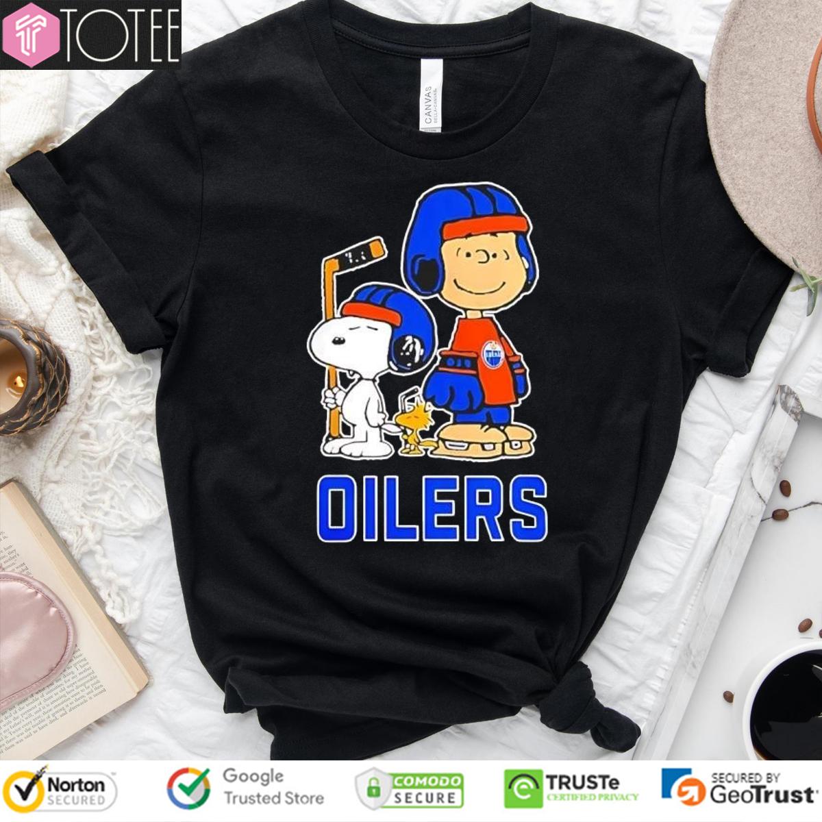 Snoopy Charlie Brown Woodstock Edmonton Oilers Ice Hockey T-Shirt